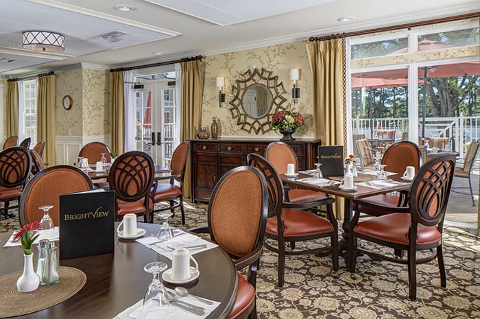 Brightview Fallsgrove Dining Room - Maryland Senior Living