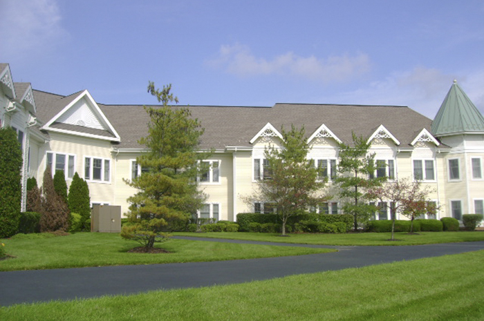 Brightview Mount Laurel Exterior - New Jersey Senior Living