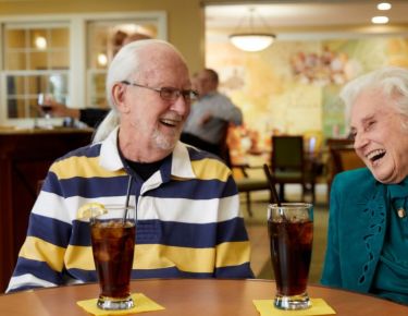 7 Reasons Why Assisted Living Communities Are Better Than Staying at Home
