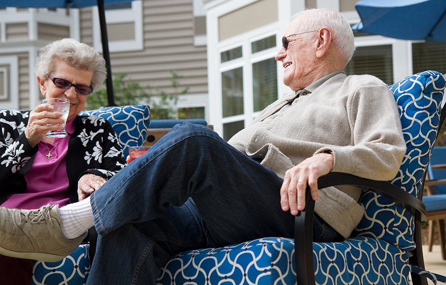 Brightview Senior Living Residents Enjoying Life on the Patio