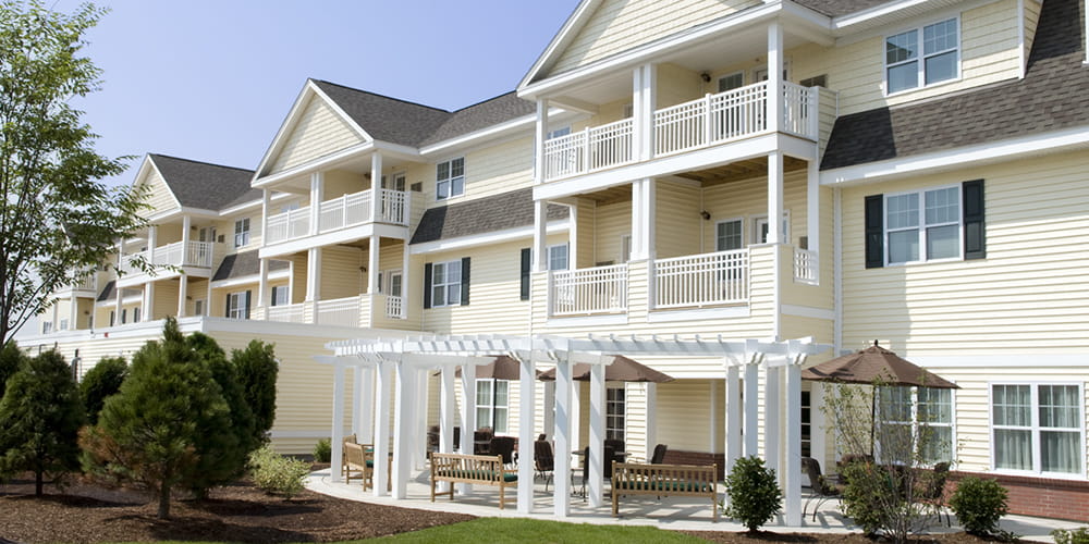 Brightview Danvers Exterior - Massachusetts Senior Living