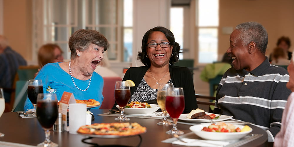 Brightview Senior Living Residents Enjoying Dinner
