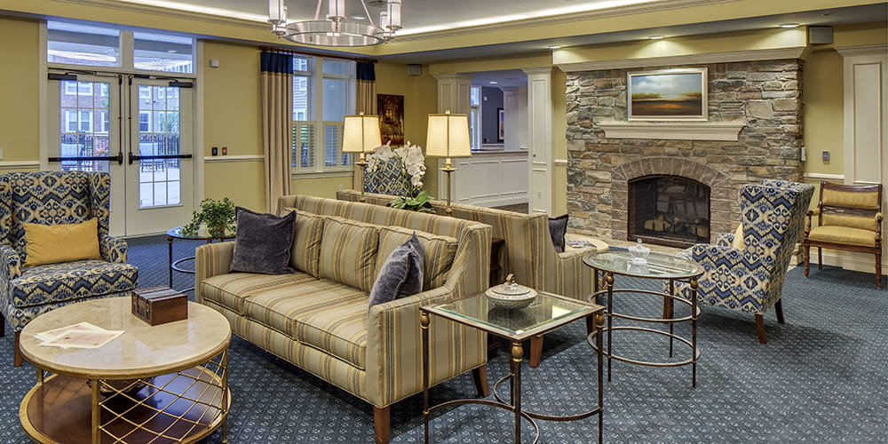 Brightview Severna Park Living Room - Maryland Senior Living